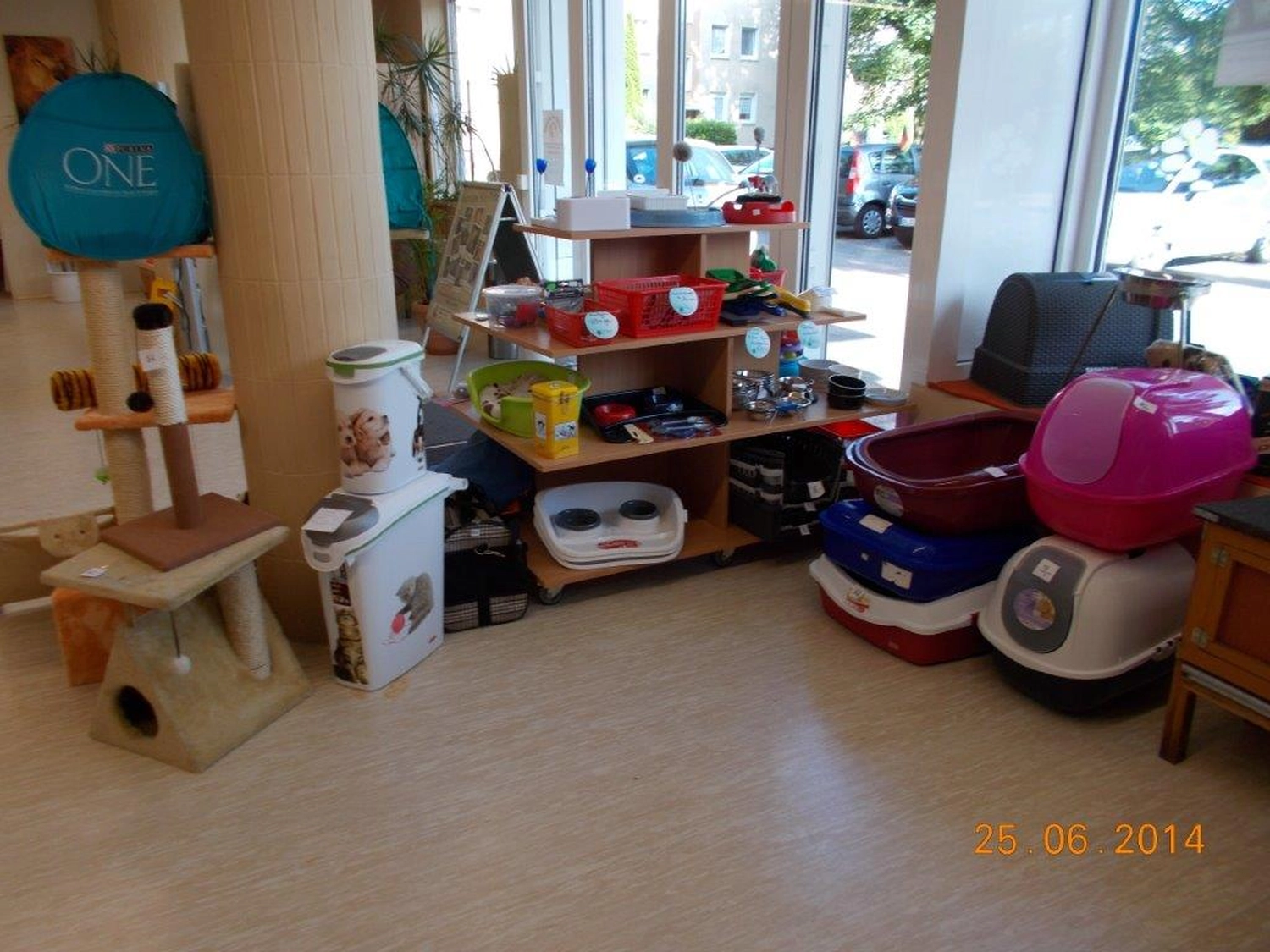 Tierschutzorganisation Arche 90 e.V. - Second-Pfoten-Shop.