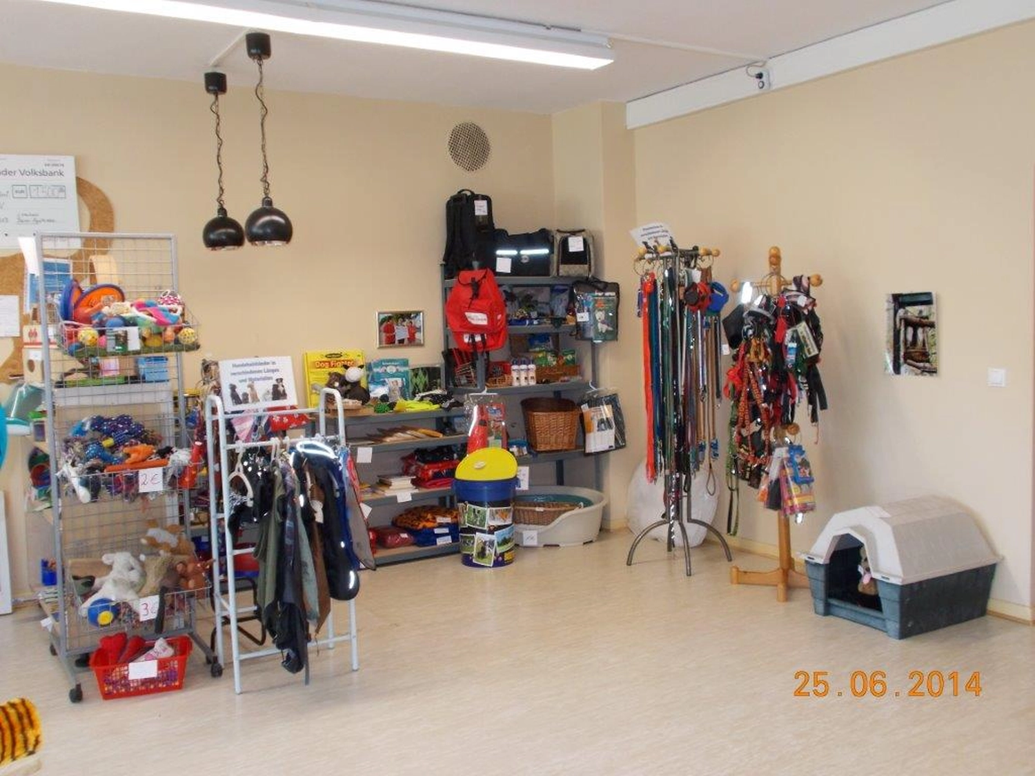 Tierschutzorganisation Arche 90 e.V. - Second-Pfoten-Shop.